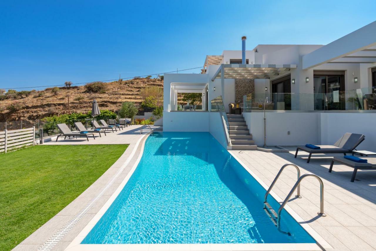 Eolia Iconic Villa, Walking Distance To The Beach, By Thinkvilla Panormos  ภายนอก รูปภาพ